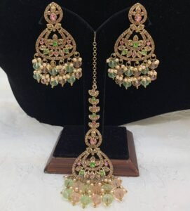 earring with maang tika