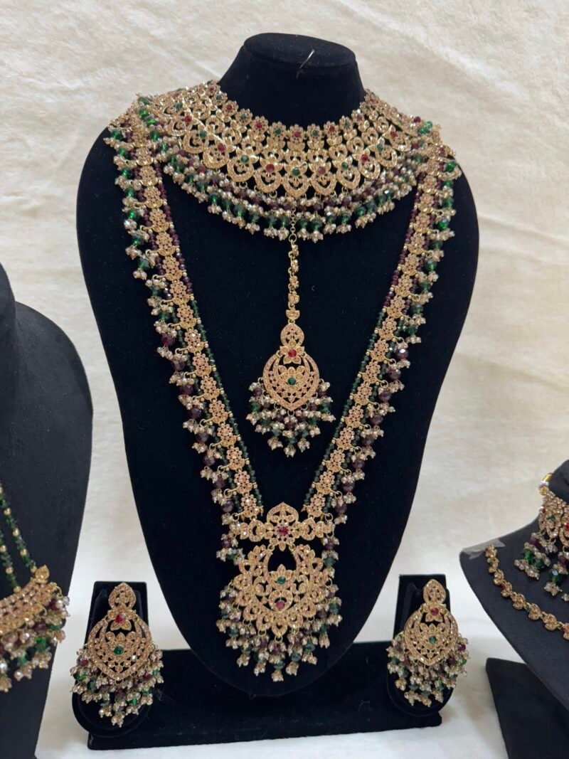 neckalce with long maala