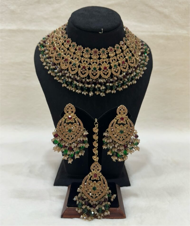 Alam crystal Necklace set