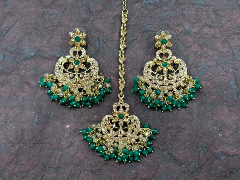 Classic Green Earring with Maang tikka